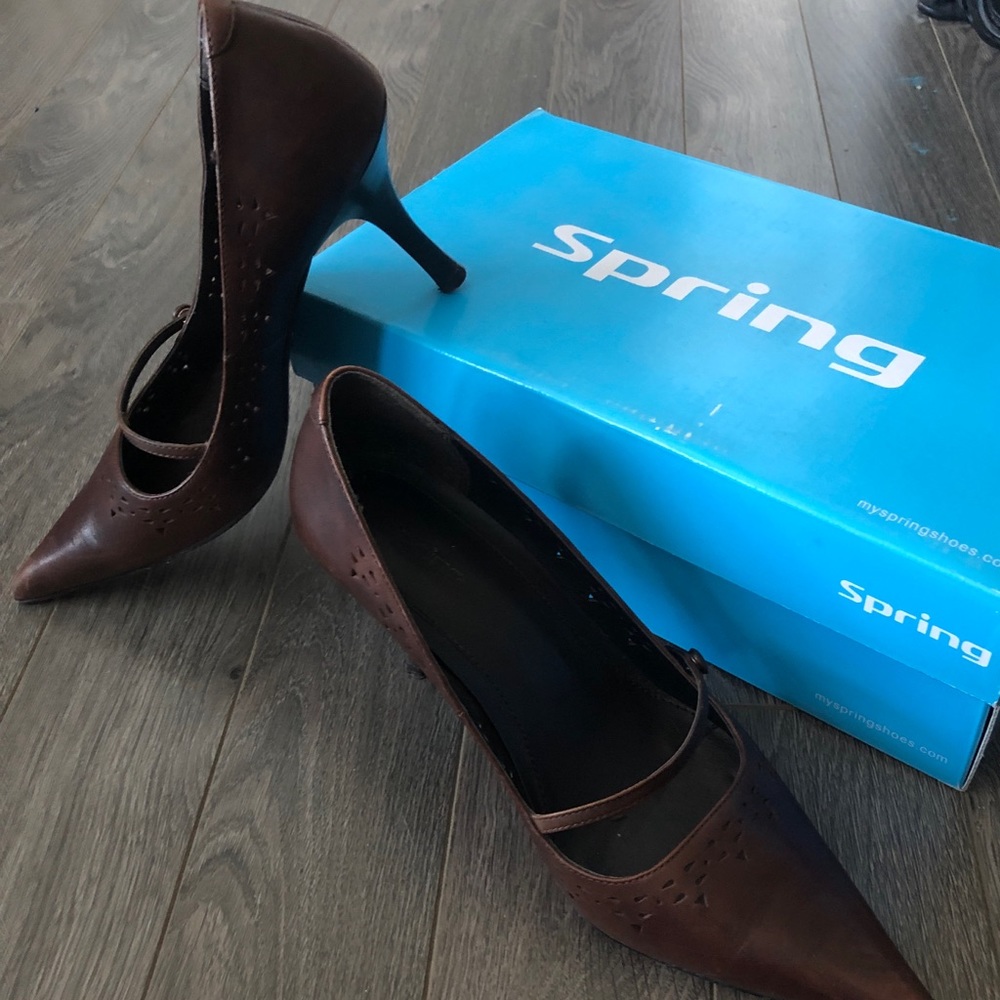 Brown leather 2” heels with strap
